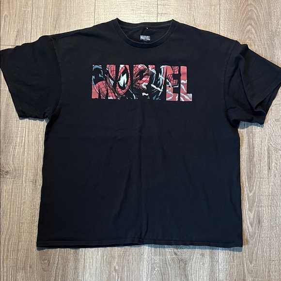 Marvel Other - Men’s Marvel Black and Red Graphic Tee SpiderMan Size XL